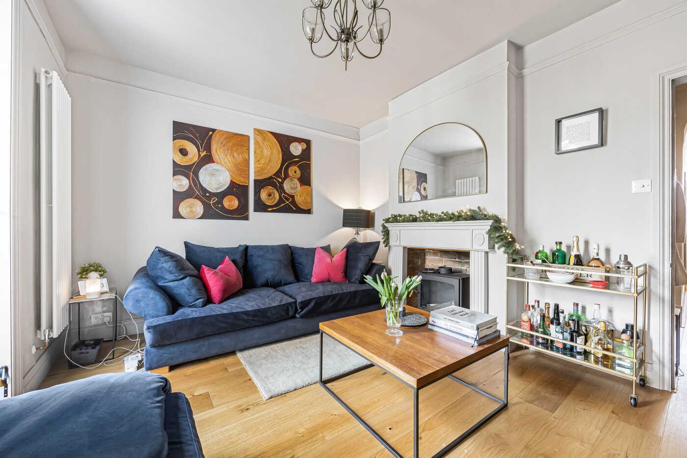 4 bed property in New Street, Henley-On-Thames